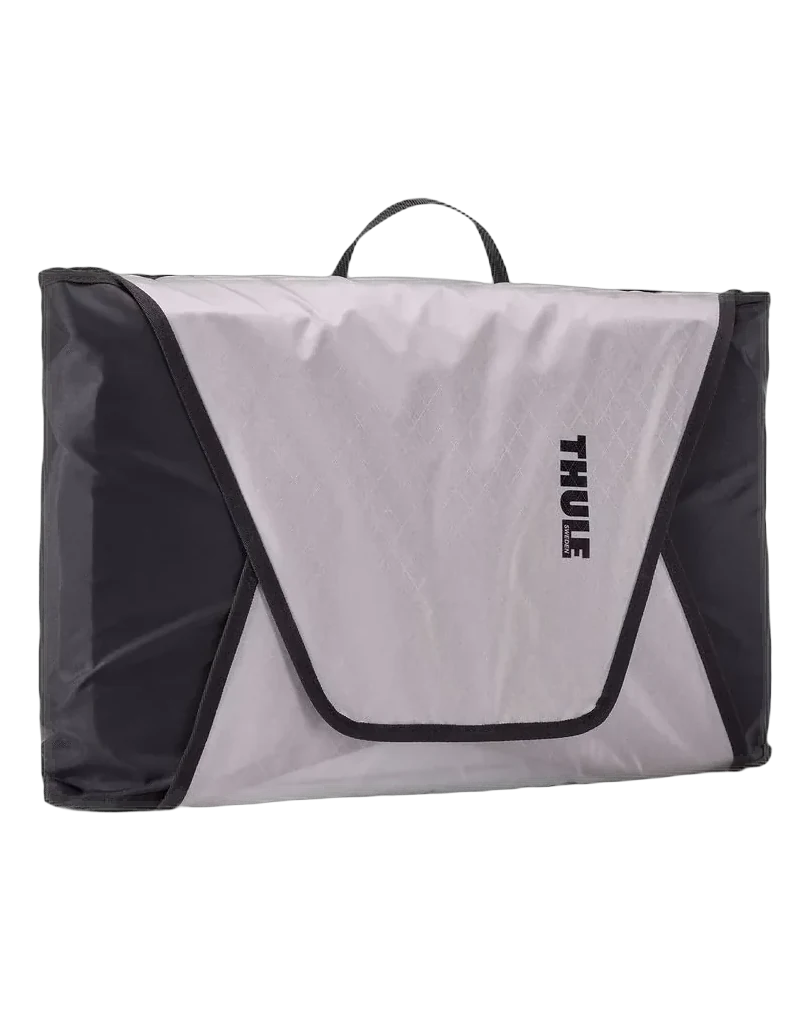THULE Garment Folder-1