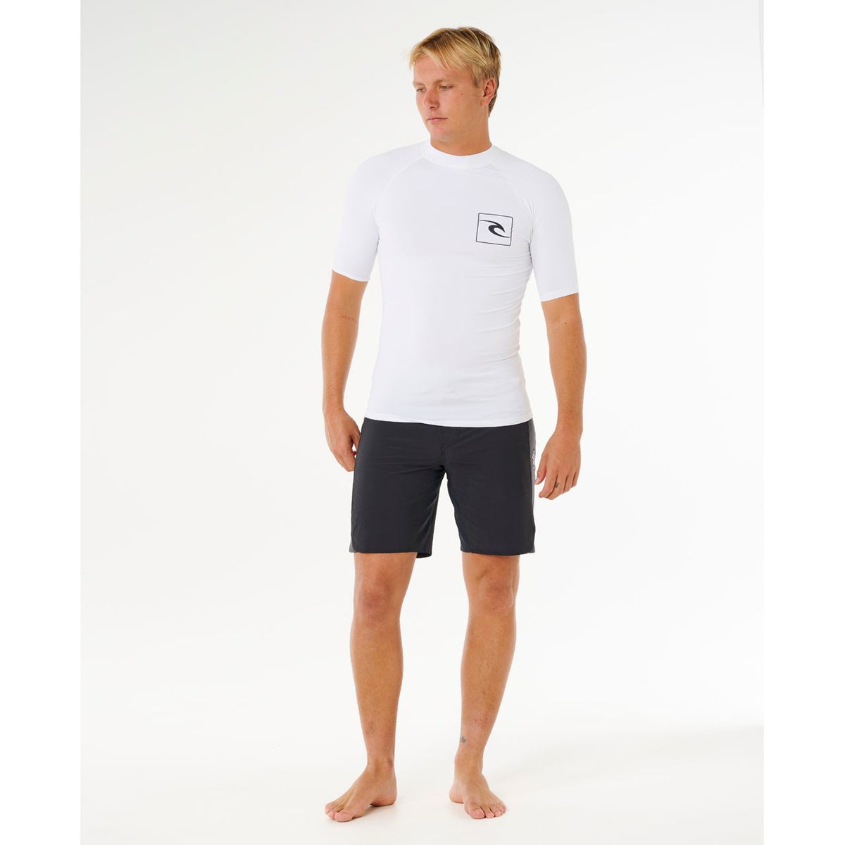 Rip Curl Streamline UPF Rašgard Kratkih Rukava (muški) – slika 4