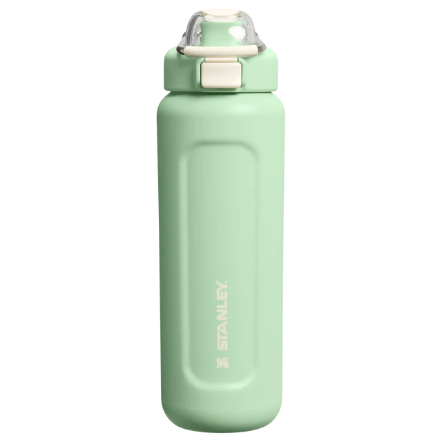The Stanley Wellspring Bottle 0.7L / 24oz-5