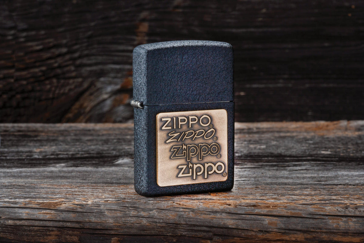 Zippo Upaljač 362 Brass Logo Emblem Black Crackle – slika 2